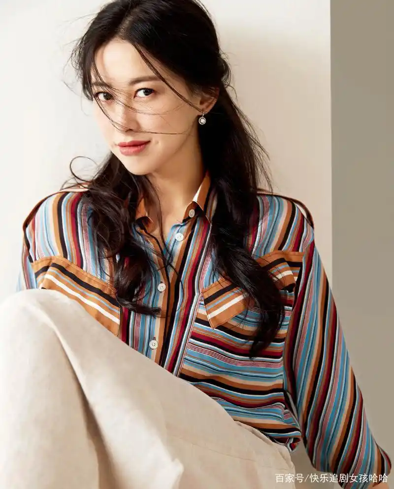 《精英律师》栗娜深陷原生家庭,朱珠却家世不俗,爷爷是开国少将