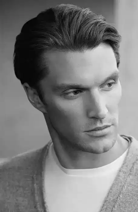 据说帅帅的男神们都爱留大背头