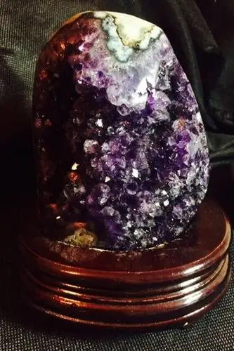 天然紫金簇柱,旺宅旺财必备.