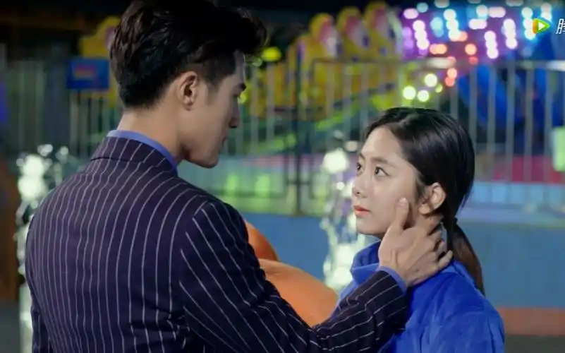 狐狸的夏天第二季黎晏书主动告白片段少女心cut