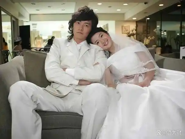 林依晨,被"善良"误读的前半生