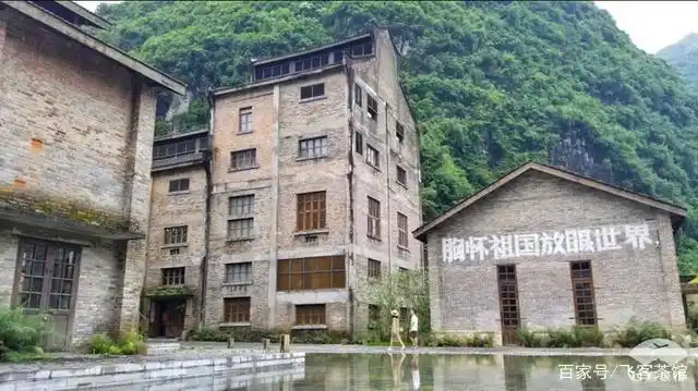 几十年的老糖厂危房改成五星酒店阳朔阿丽拉,外表破烂,内在豪华