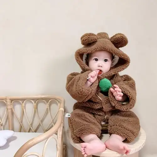 婴儿网红超萌穿抱外出哈衣加厚宝宝装款羊羔连身衣