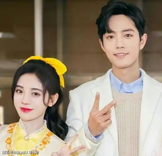 鞠婧祎live图背景音是顾魏的声音!_肖战_网友_鞠也