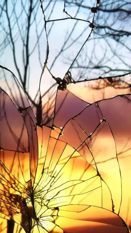 听说碎屏壁纸,在抖音上又火了