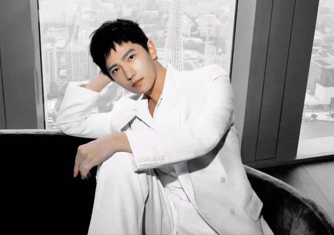 令人心动的头像壁纸文案 ,永远做他的忠实观众!#杨洋 - 抖音