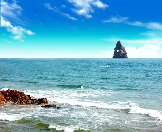 jpg唯美青岛石老人大海风光