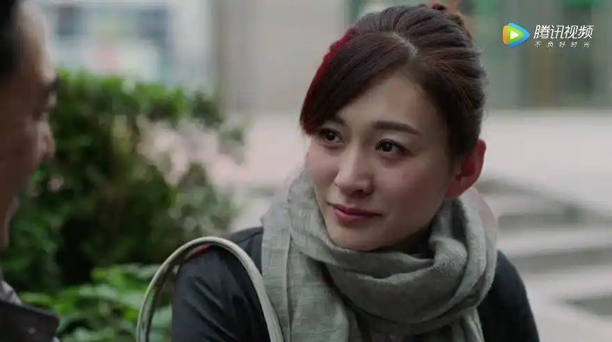 《美好生活》抛开剧情不说,42岁的李小冉简直白到发光!