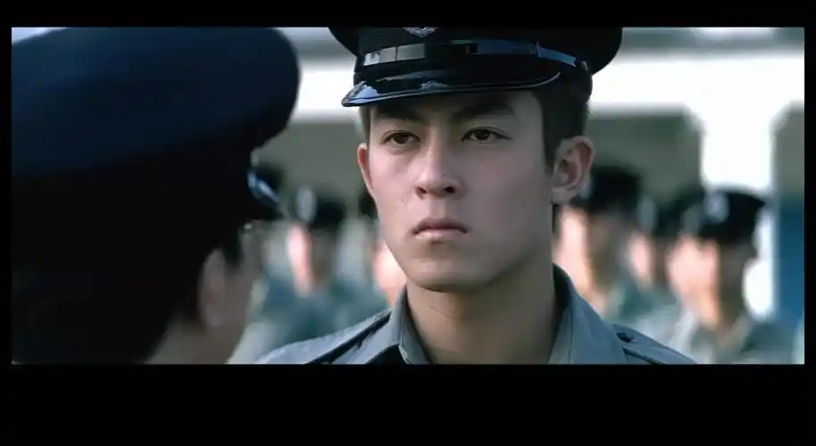 p>《无间道》是寰亚电影发行公司于2002年出品的一部警匪片,由 a