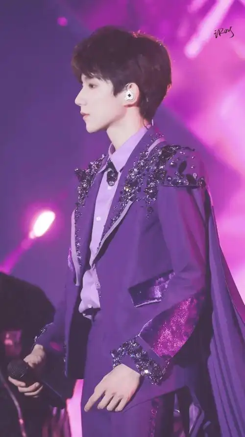 分享可爱紫葡萄王源,紫色源源好可爱