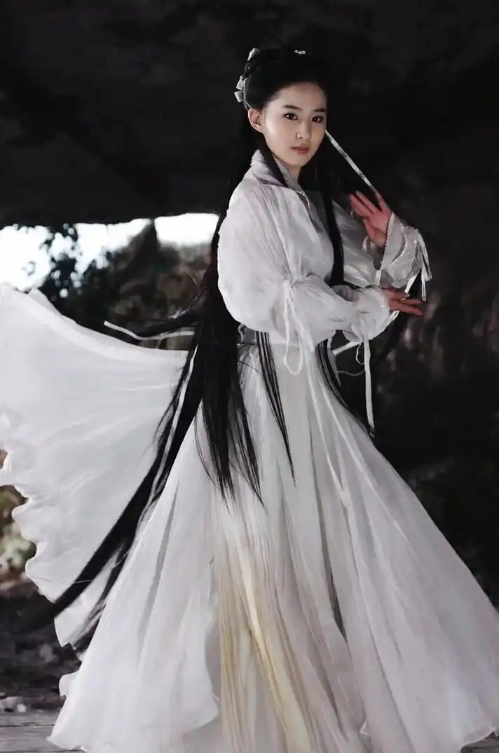 刘亦菲当年的小龙女有多美?网友感叹就真如仙女下凡了