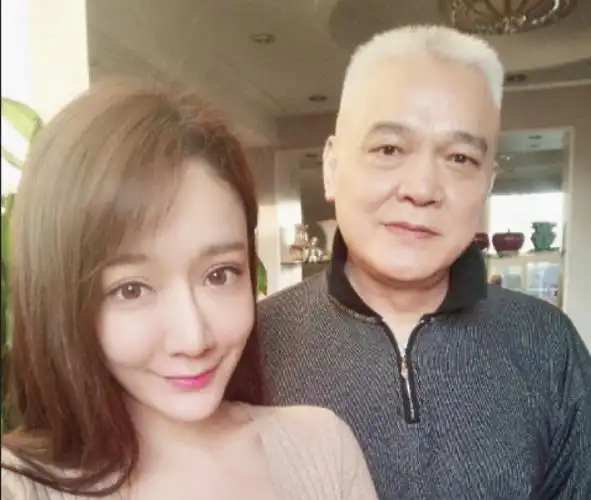 回顾《地下交通站》中配角:牛人数不过来,客串的成相声界大佬