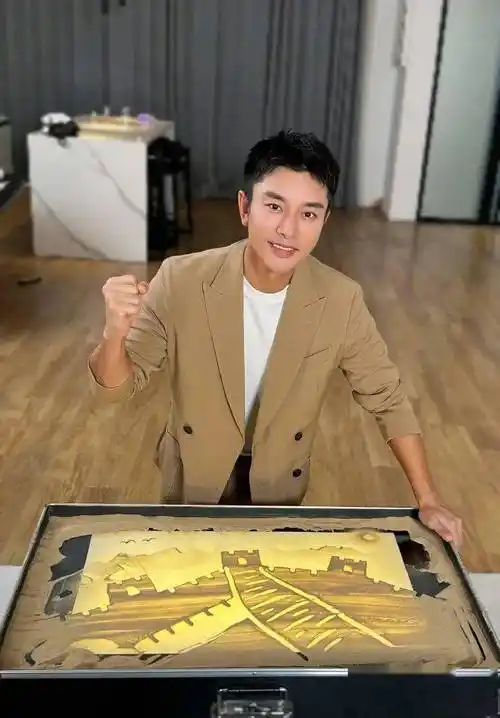 贾乃亮二婚了?金莎演恋爱脑?黄景瑜欠前妻钱?周深烂好心被坑?