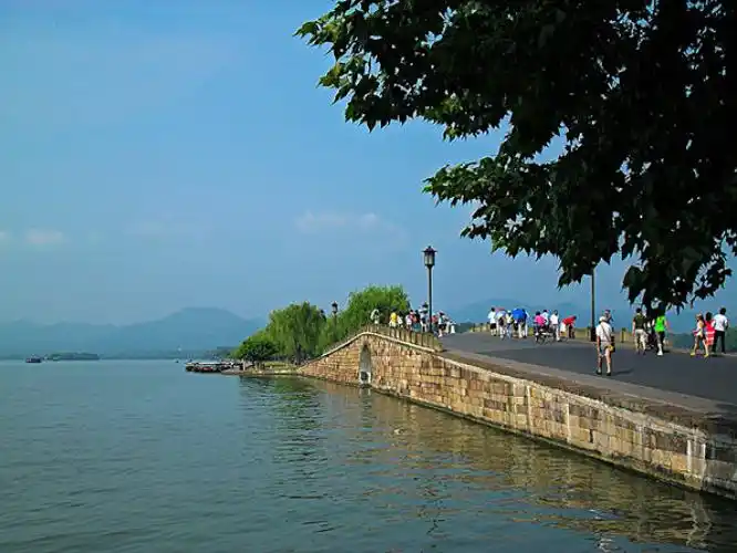 杭州西湖断桥图片_全景网