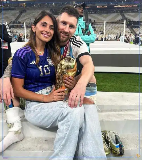 梅西有多疼老婆?爱老婆的人事业都不会差