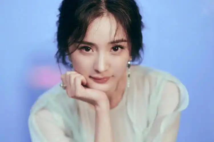 杨幂超劲爆的一场戏,网友:真是太刺激了