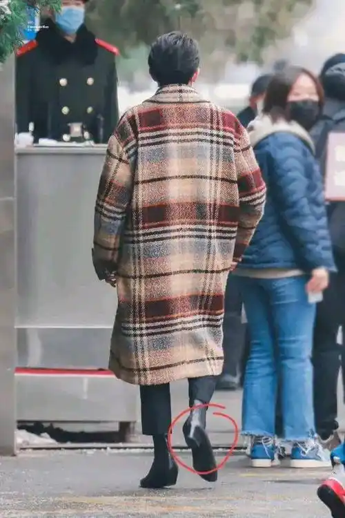 爱穿高跟鞋的6位男星,身高不够鞋底凑,恰恰证明了越努力越心酸_节目