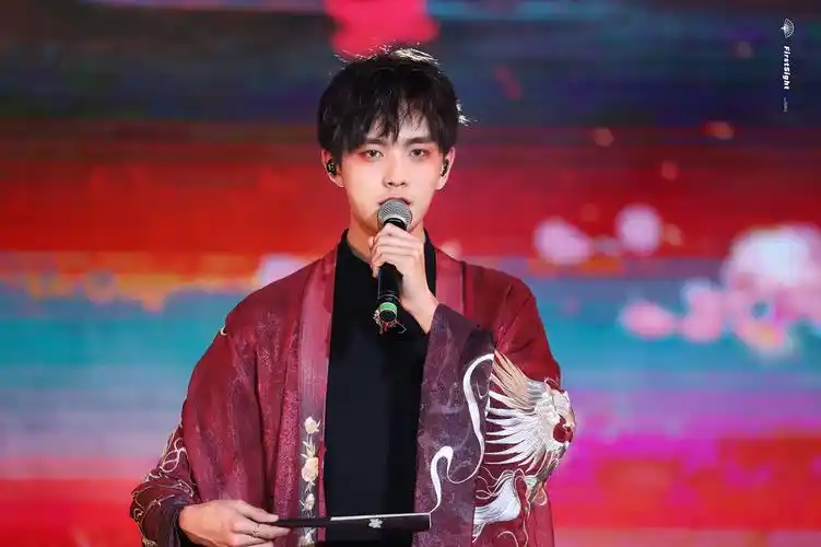 妖扬也是王敬轩鸭 - 堆糖,美图壁纸兴趣社区