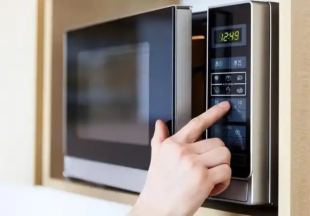 提醒:4种食物不要放进微波炉 - 鸡蛋不可以放微波炉 - 实验室设备网