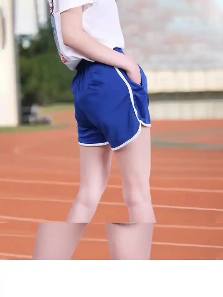 0万 关注 这条短裤真的太舒服啦!宽松的设计让我在运动中