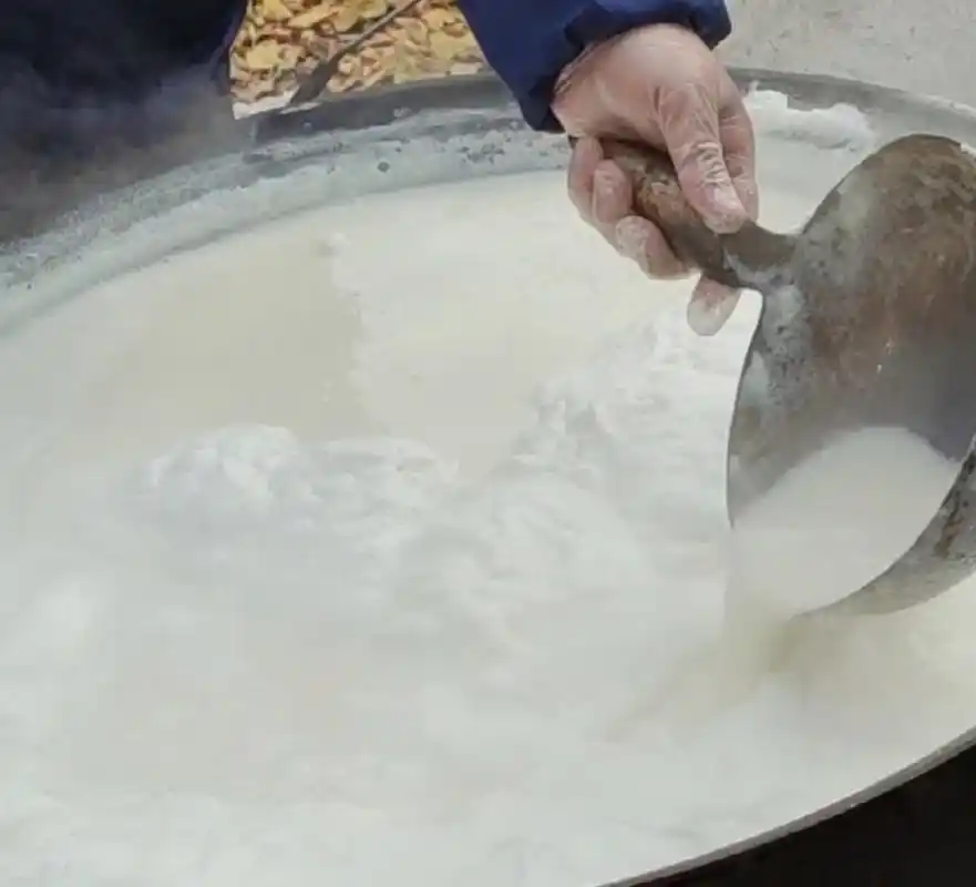 放假时,自己动手,制作用卤水点的豆腐,味道真的好