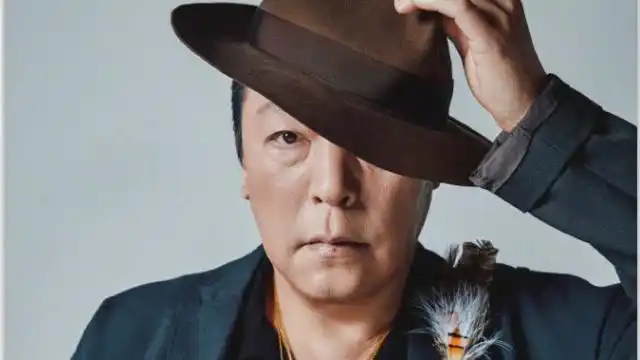 倪大红化身时尚大咖,名牌加身潮气十足,网友:苏大强别作了