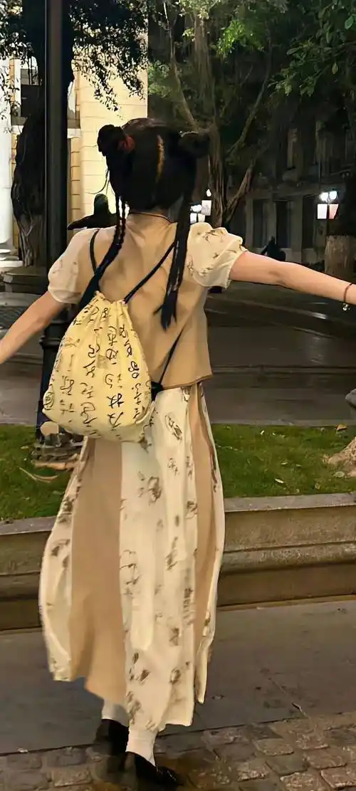 壁纸|ins高级感女生壁纸