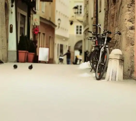 别让眼泪沾湿回忆 唯美意境图片