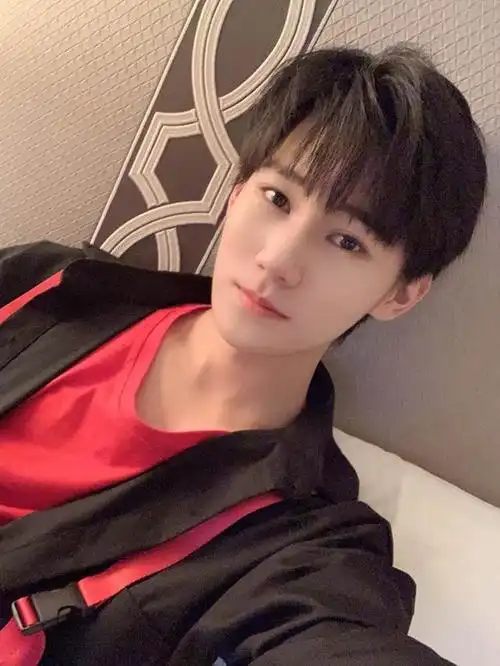 tnt张真源高清美图分享