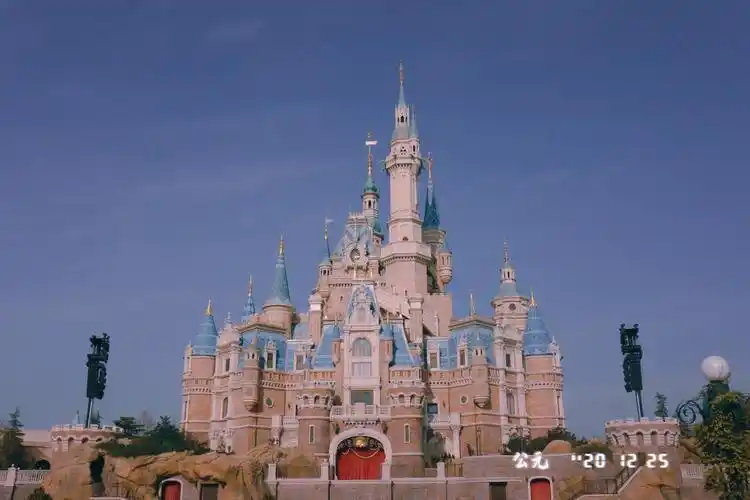 3月24日 19:10   关注  可爱 壁纸 小清新 城堡 迪士尼 评论 收藏