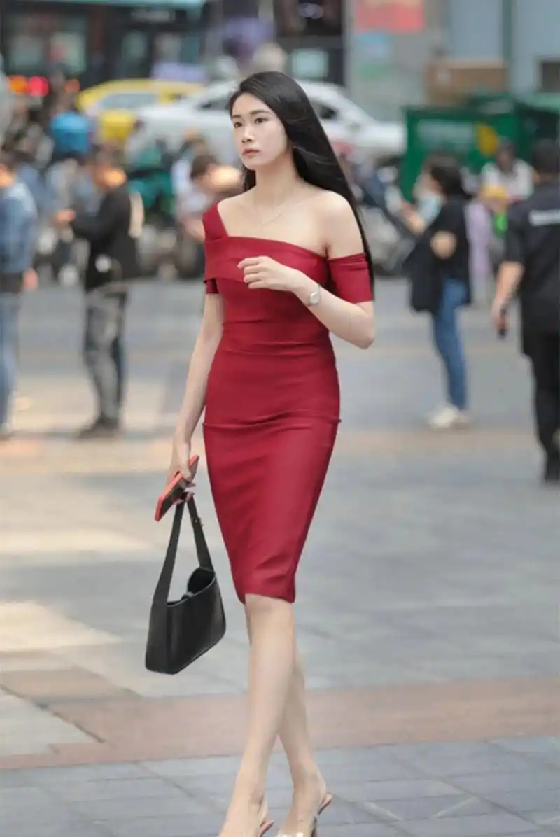 成都街拍女神系列,是你喜欢的搭配类型吗?