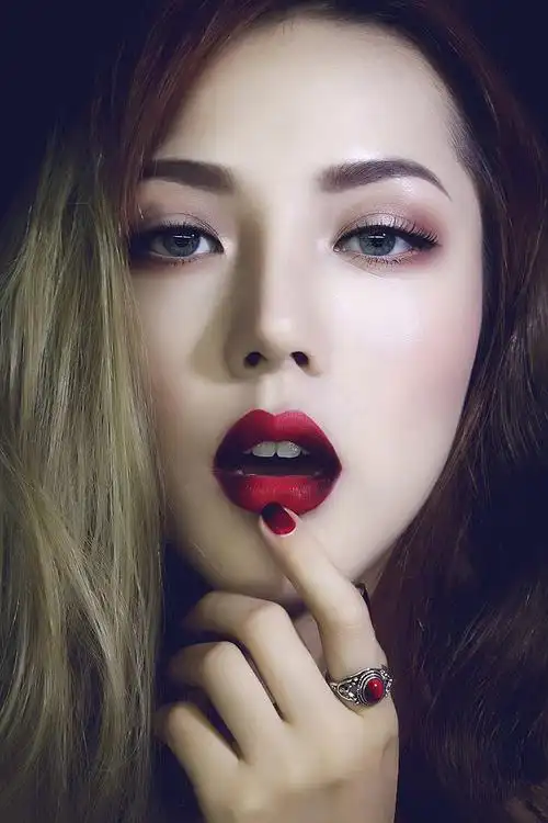 化妆美妆妆面美图彩妆彩妆模特打扮妆扮