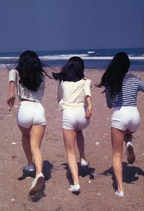 筱山纪信:12期专题大赏 | 畅销155万册的少女写真集 - mono猫弄