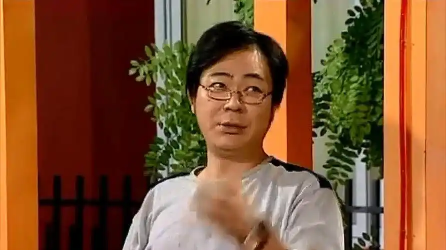 《家有儿女》精彩片段,心疼那个被排挤的刘星,调皮的孩子太可怜