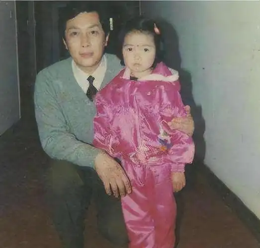 唐国强的名字无疑是家喻户晓的,他所饰演的"诸葛亮"形象深入人心.