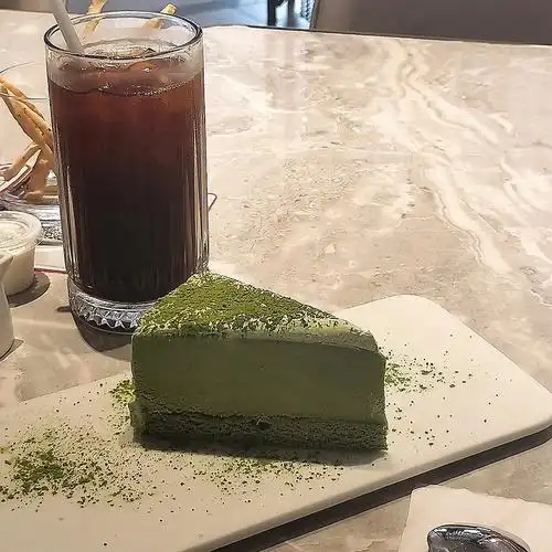 因为太喜欢必胜客的抹茶雪域蛋糕了,所以就扒了两个复刻的方子,根据