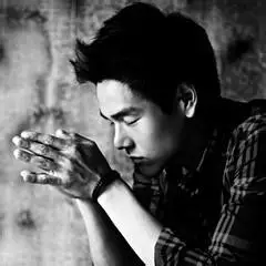 彭于晏黑白头像微信花草植物头像微信帅哥头像微信非主流头像微信背影