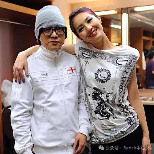 杨千嬅罕见哭诉,"被网暴有家归不得的五年!