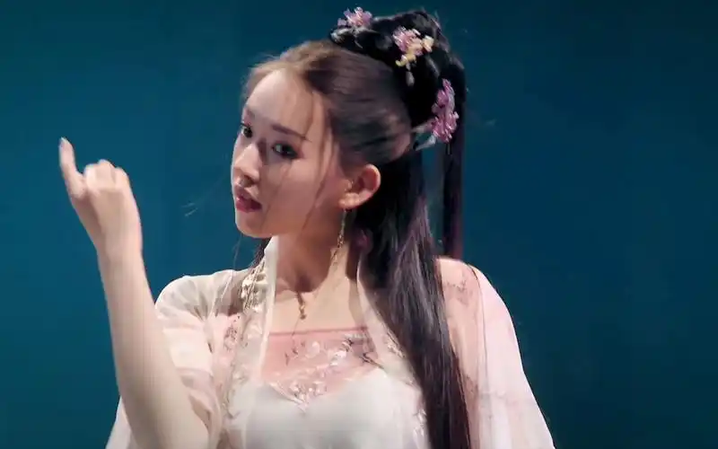 程潇古风舞台《如梦令》仙气十足!