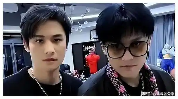 疯狂小杨哥小杨哥"神豪"不管是从个人财富还是家世人脉来说,周扬青都