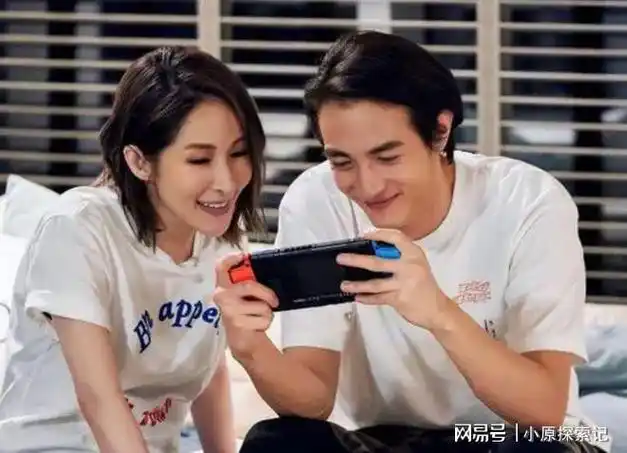 44岁萧亚轩再添新男友!小鲜肉收割机的她真的懂爱情相处之道吗?