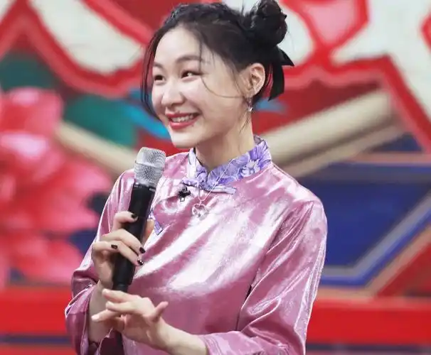 金靖:圈里文艺的看不起热闹的,热闹的看不起赚不到钱的