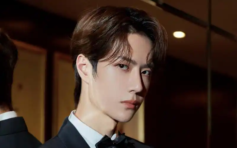 王一博酷帅有型写真桌面壁纸