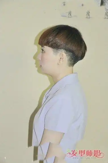 不烫怎么做出好看发型 波波头修剪全教程(3)