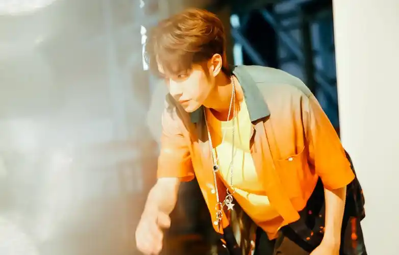 王一博 - 堆糖,美图壁纸兴趣社区