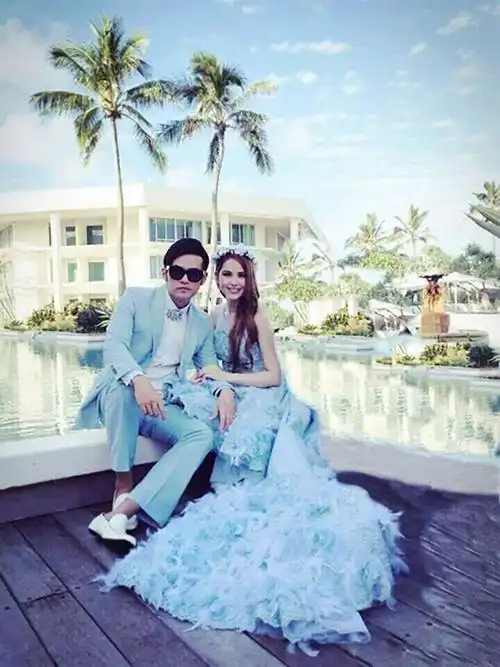 周杰伦的四款婚纱照满足所有小公举