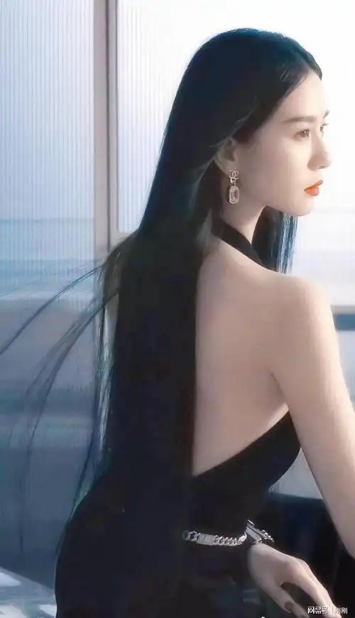 单凭一个背影就让人心动不已的刘诗诗