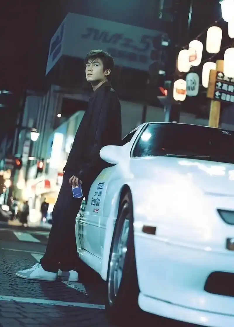 陈冠希头像超清秋名山 - 抖音