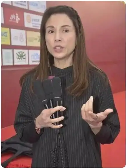 李若彤素颜照曝光,我再也不相信什么"冻龄美人"了!