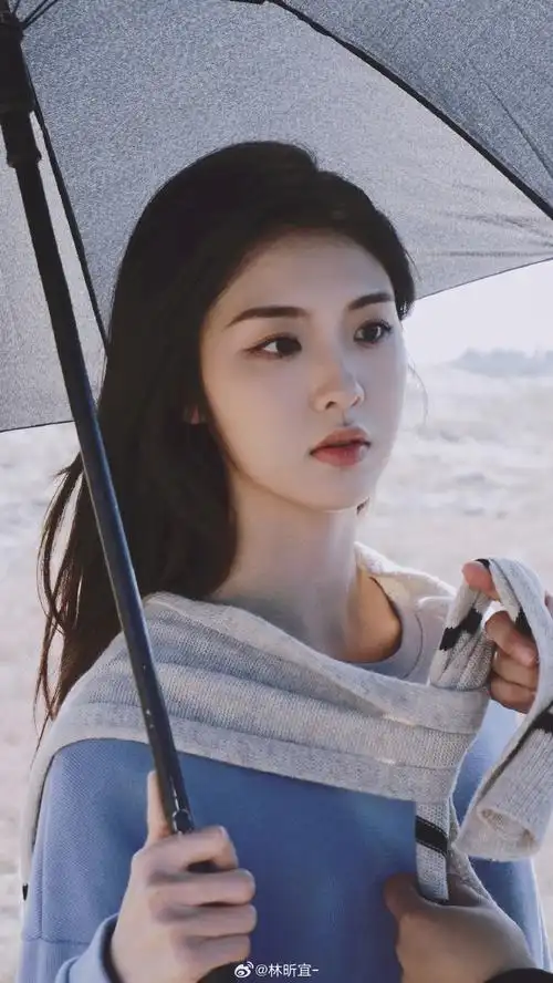 我的入秋n件套#分享小林的日常林昕宜超话